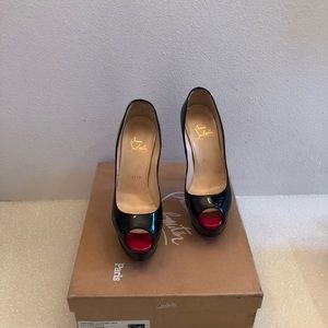 Christian louboutin peep toe - platform